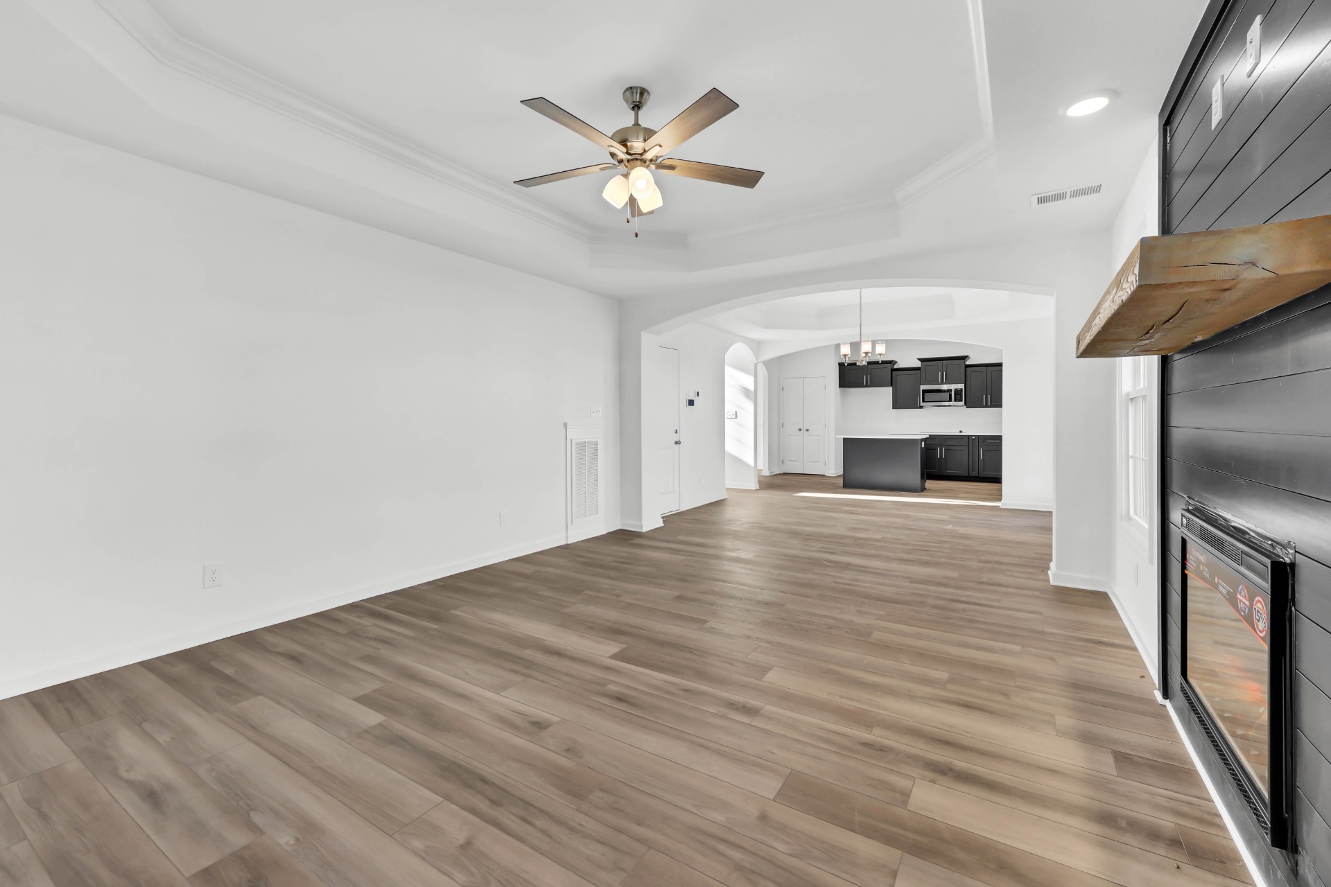 Winston | 4 Bedroom with Formal Dining