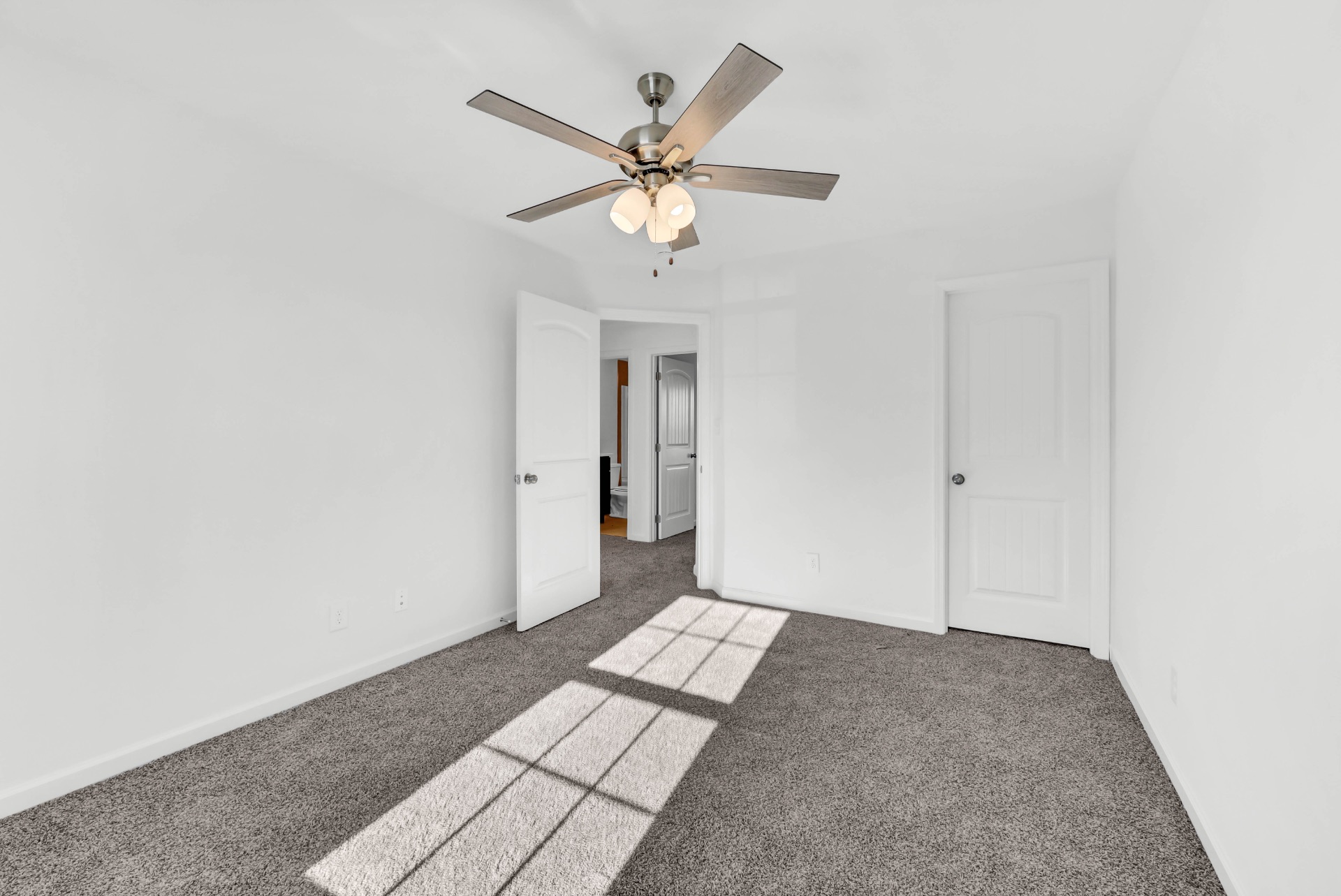 Winston | 4 Bedroom with Formal Dining