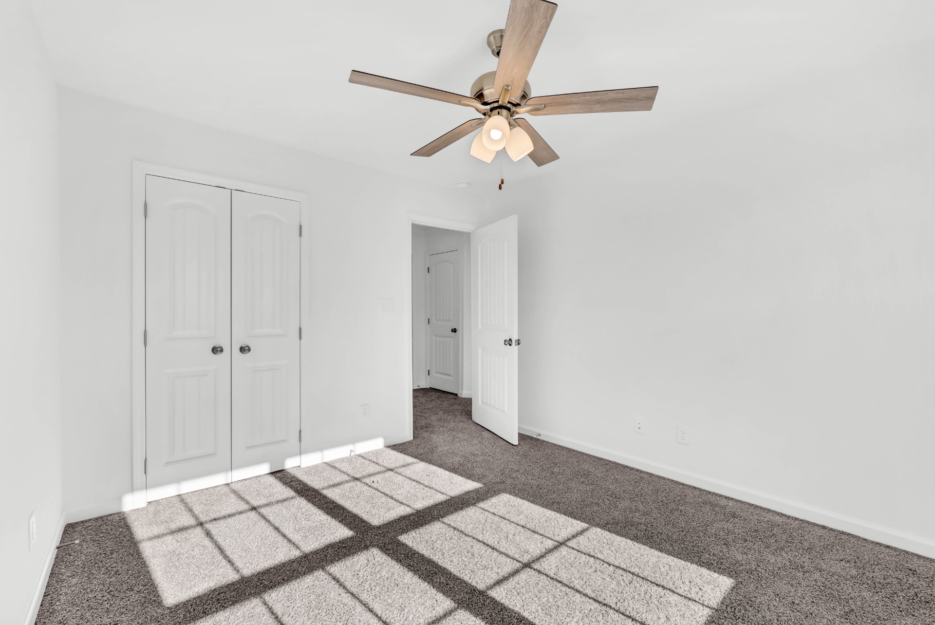 Winston | 4 Bedroom with Formal Dining