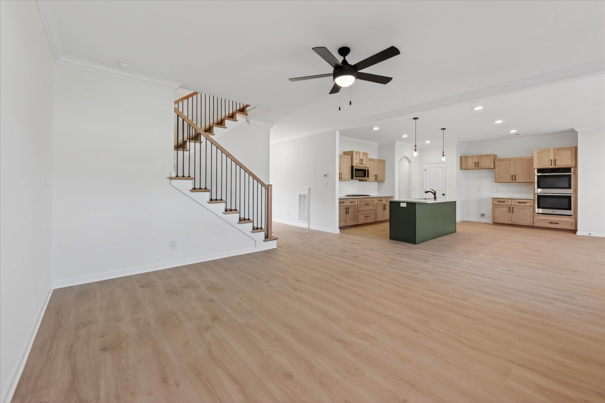 Brentwood with Bonus Room