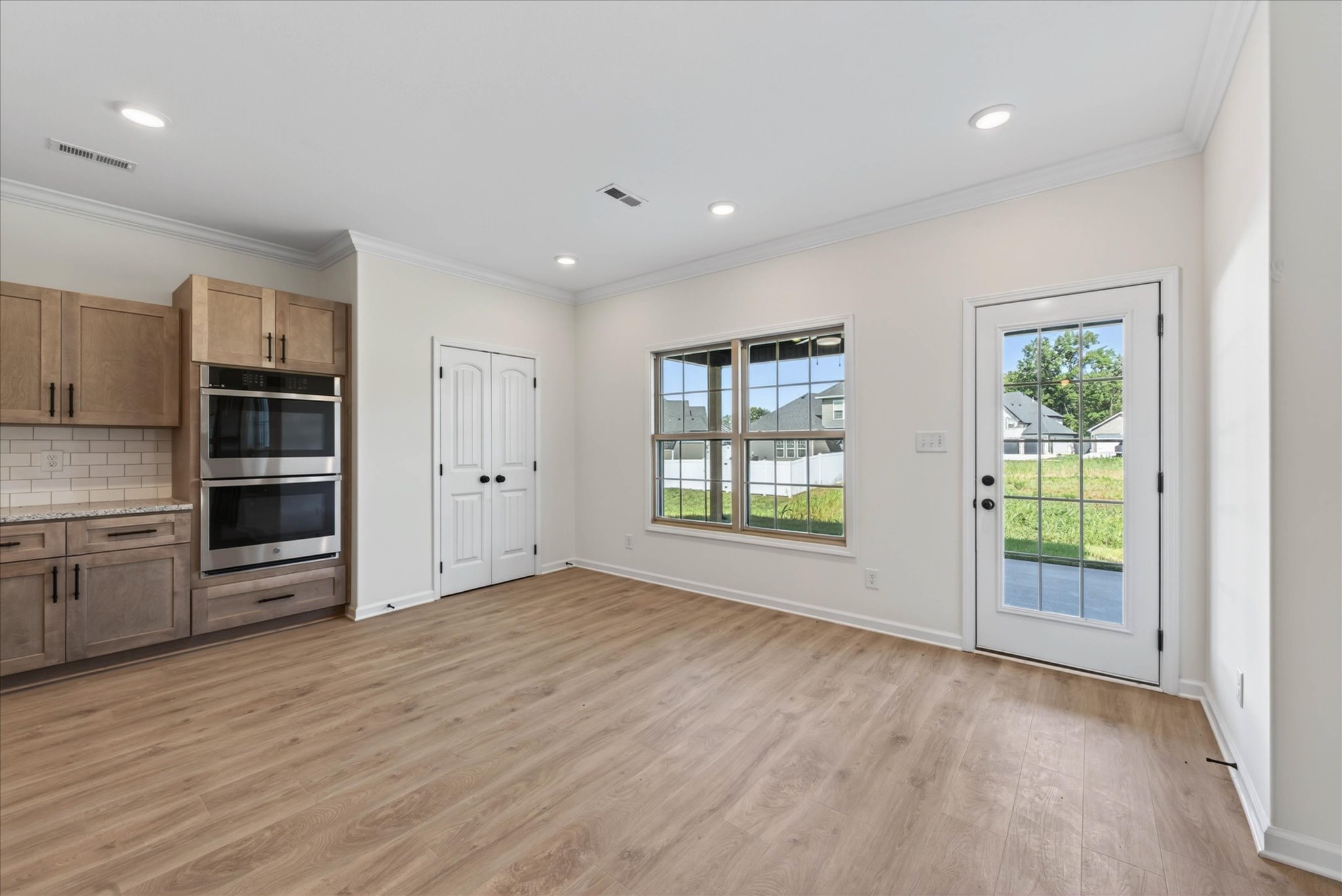 Brentwood with Bonus Room
