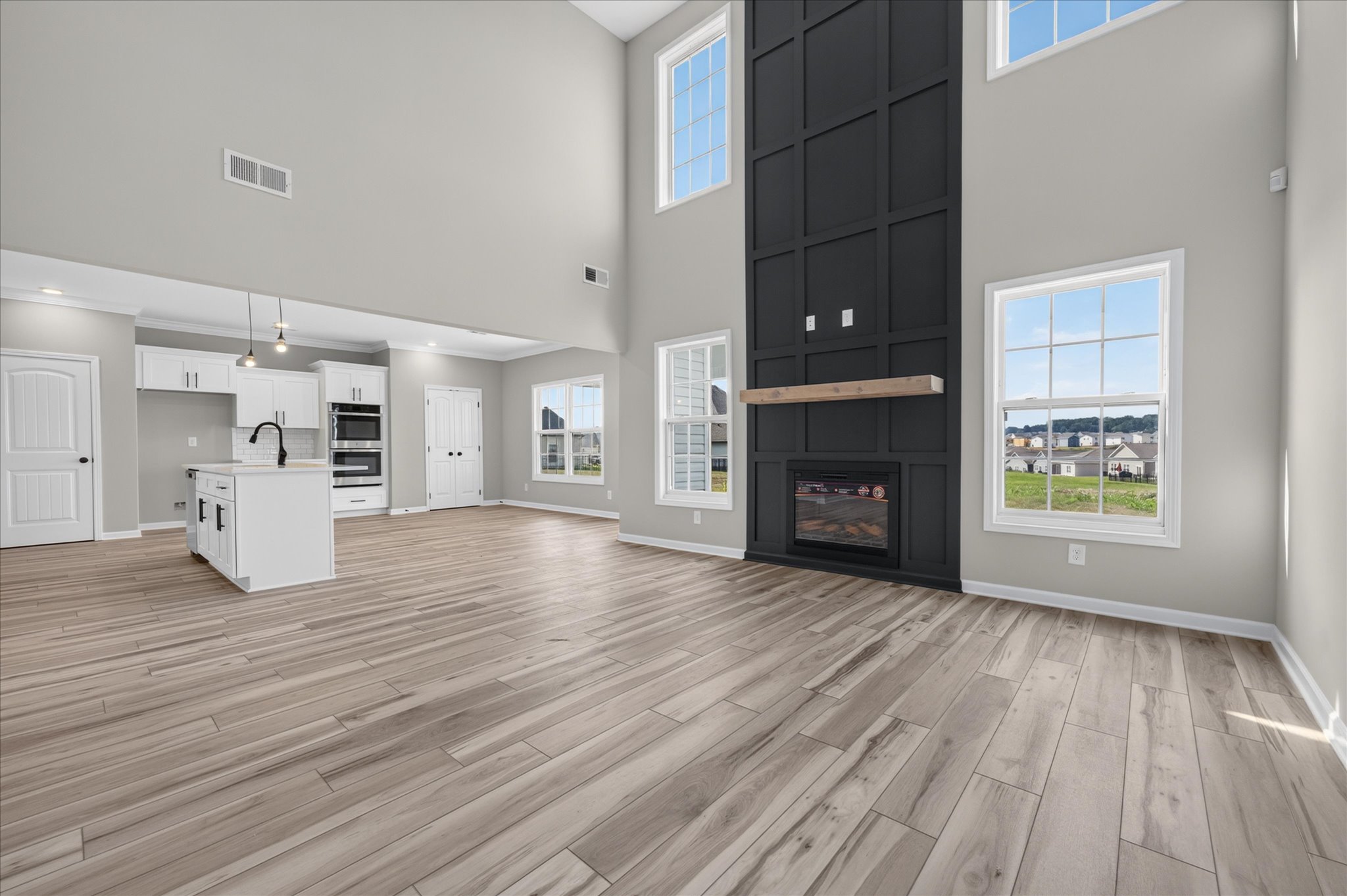 Brentwood | 2-Story Great Room